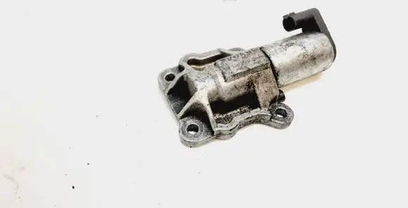 Volvo S60 Camshaft vanos timing valve 8670421