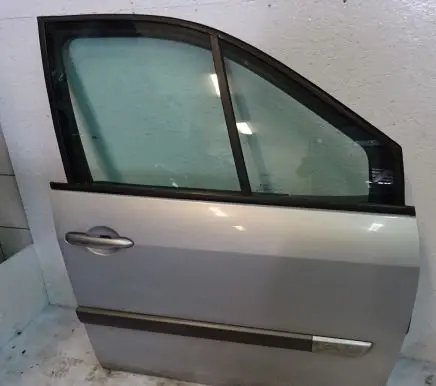 Renault Scenic II - Grand scenic II Front door