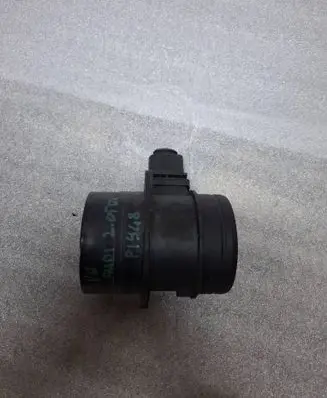 Volkswagen Transporter - Caravelle T5 Mass air flow meter 03G906461C