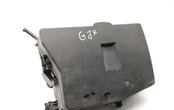 Toyota Avensis T270 Fuse box set 8211105J11