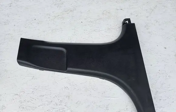 KIA Pro Cee'd III (B) pillar trim (bottom) 85846J7001
