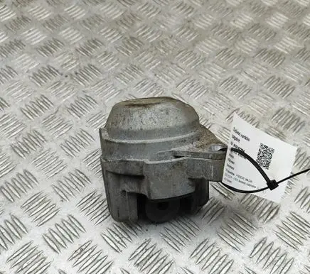 Porsche Macan (95B) Engine mount bracket 94637505831