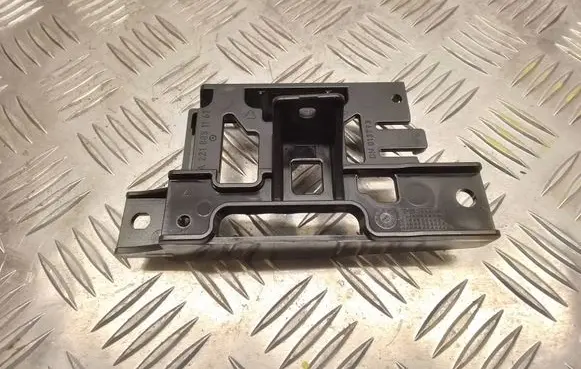 Mercedes-Benz S W221 Rear parking sensor holder (PDC) A2218851167 16628414G