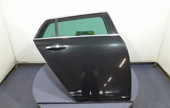 Opel Insignia A Rear door