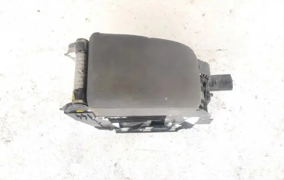 Volkswagen Golf V Armrest 1k08642077aa