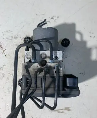 BMW 5 F10 F11 ABS Pump 6851374