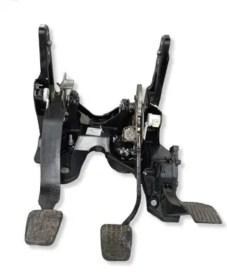 Opel Astra J Pedal assembly 13360903 0000051 512723057