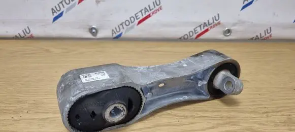 BMW X1 F48 F49 Engine mount bracket 6885788
