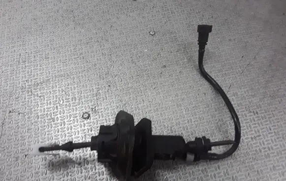 Ford Focus Clutch master cylinder