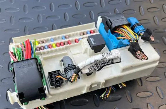 Volvo V50 Fuse module 31268178 31296881