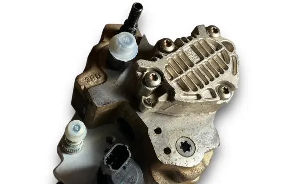Citroen Xsara Picasso Fuel injection high pressure pump 9651844380