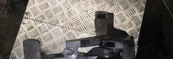 Mercedes-Benz B W245 Brake pedal a1692901001