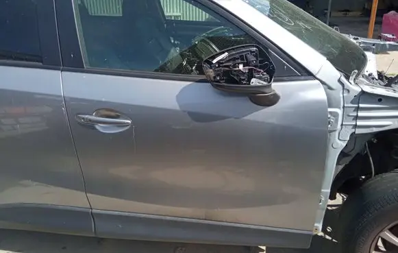 Mazda CX-5 Front door KDY35802XK
