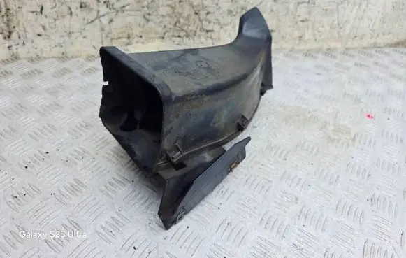 BMW X5 E53 Brake cooling air channel/duct 8402426 51718402426
