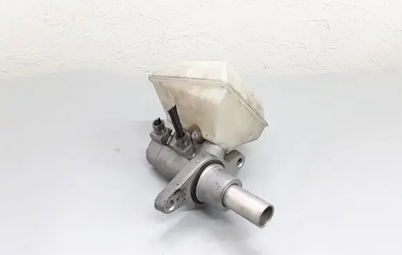 Peugeot 3008 I Master brake cylinder 9654002180 03355815253