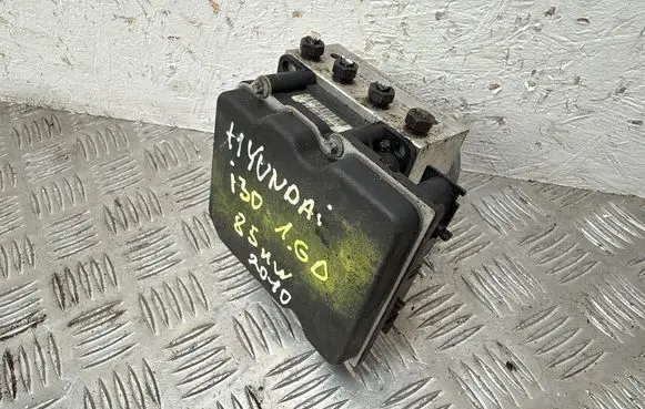 Hyundai i30 ABS Pump 589202L500 5420L92109091 0265235333