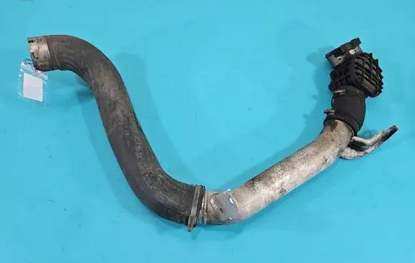 Intercooler hose/pipe