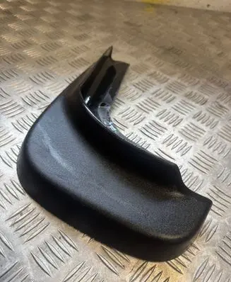 Volvo XC60 Rear mudguard 31250064