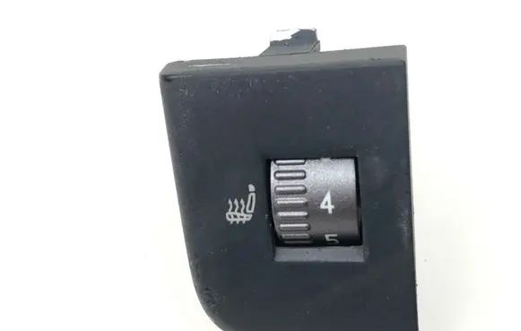Volkswagen Phaeton Seat heating switch 3D0963563A