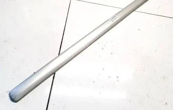 Toyota Corolla E120 E130 Front door trim (molding) 7573102190