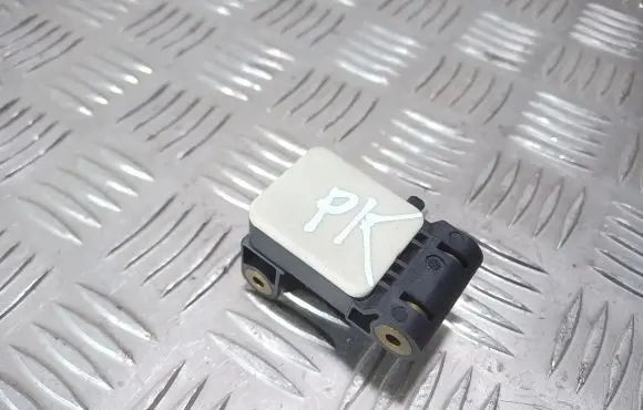 BMW 1 E82 E88 Airbag deployment crash/impact sensor 6911003