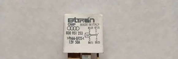 Opel Meriva A Other relay 8D0951253