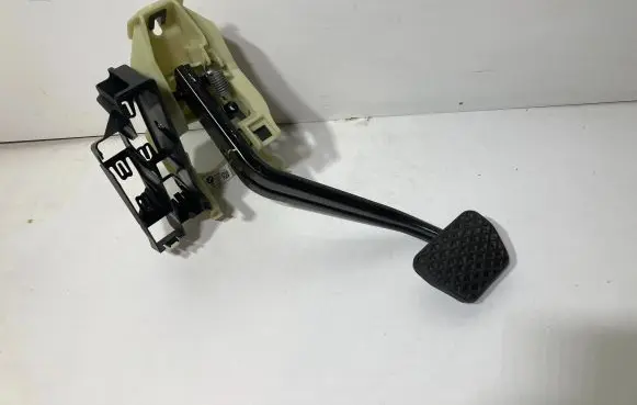 BMW X5 F15 Brake pedal 6791900 0677 19072016
