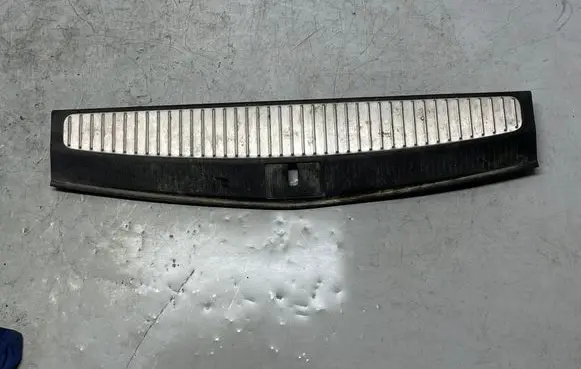Opel Astra J Trunk/boot sill cover protection 13261725 322225228