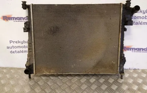 Renault Trafic II (X83) Coolant radiator 8200411166E 8200411166