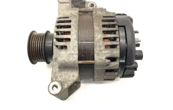 Opel Insignia A Generator/alternator 13502592