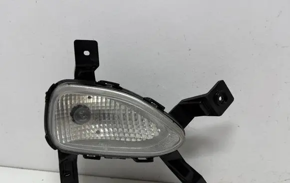Hyundai i20 (GB IB) Front fog light 92208-C8700