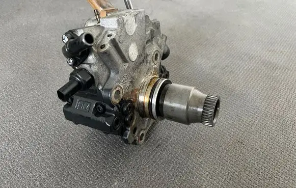 Mercedes-Benz Sprinter W907 W910 Fuel injection high pressure pump A6510703301 28447442 0195799GNR
