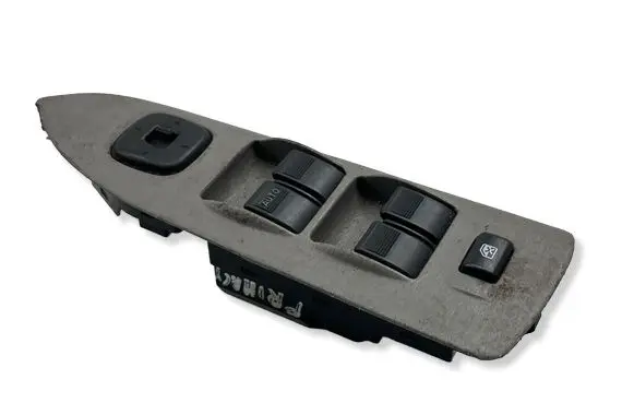 Mazda Premacy Electric window control switch CB0866350A C8HD135 0589D4