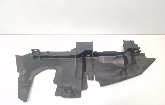 Audi Q7 4L Intercooler air guide/duct channel 4L0121283A