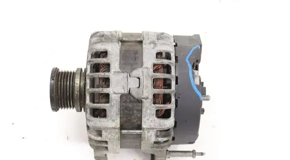 Volkswagen Touran III Generator/alternator 03L903023M