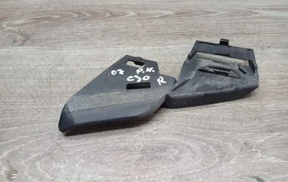 Volvo C30 Headlight/headlamp mounting bracket 30678261