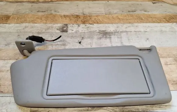 Opel Astra H Sun visor
