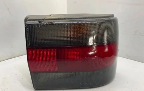 Renault Laguna I Rear/tail lights 77000815980