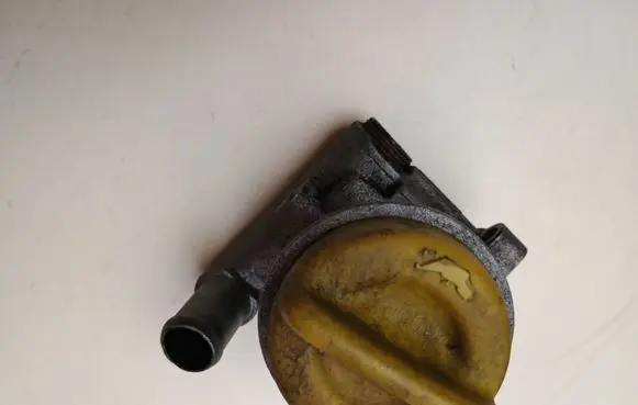 Opel Zafira B Oil filler cap Z19DTH