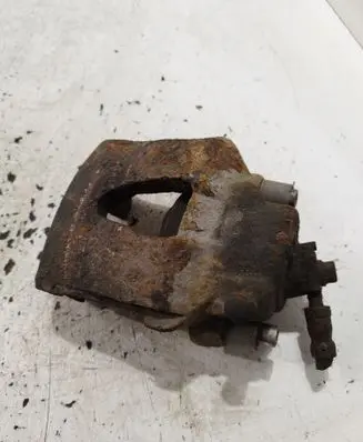 Skoda Octavia Mk2 (1Z) Front brake caliper