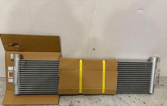 BMW M4 G82 G83 Gearbox / Transmission oil cooler 17118095293 8095293