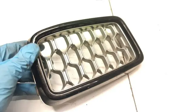 Jeep Grand Cherokee Front grill 5ZV09TRMAA