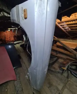 Mazda 626 Fender