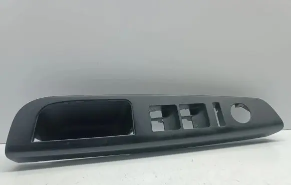KIA Ceed Front door interior handle trim 823511H010