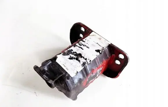 Toyota Yaris Front bumper shock/impact absorber 