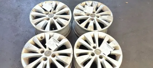 Citroen C4 I R17 alloy rim 