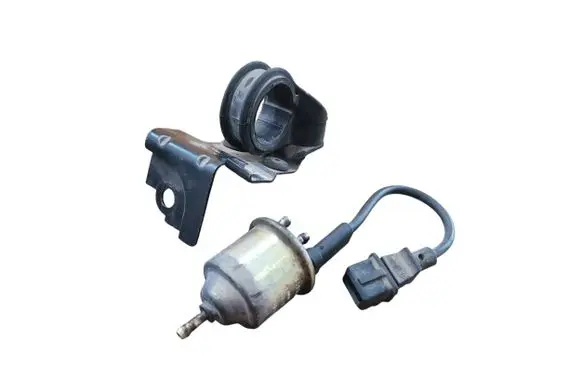Volvo S70 V70 V70 XC Valve vacuum 9180686