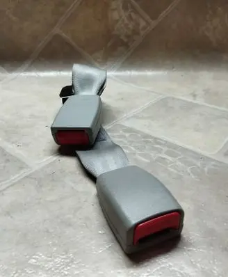 KIA Opirus Rear seatbelt buckle 05040802