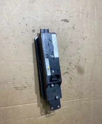 Mercedes-Benz Vito Viano W639 Electric window control switch A6395451413 6395451413