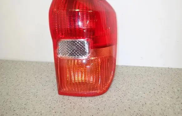 Toyota RAV 4 (XA20) Rear/tail lights